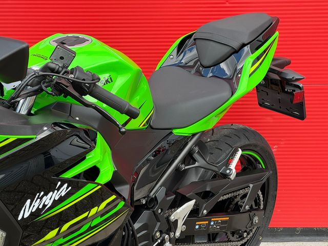 kawasaki - ninja-400