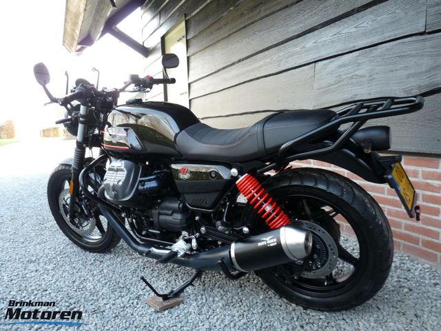 moto-guzzi - v-7-stone-850