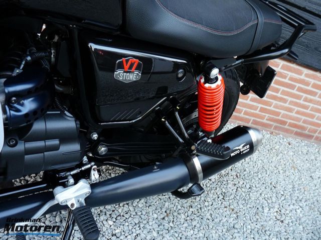 moto-guzzi - v-7-stone-850