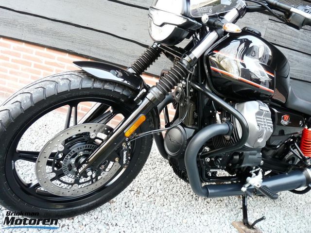 moto-guzzi - v-7-stone-850