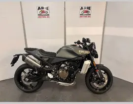 Husqvarna Svartpilen 801 2026 nieuw
