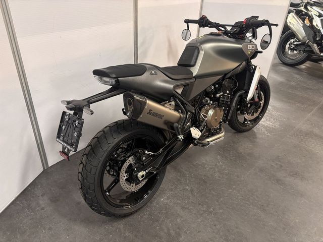 husqvarna - svartpilen-801