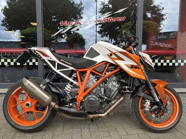 ktm - 1290-super-duke-r