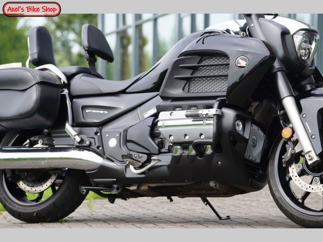 honda - goldwing-f6b-c-abs