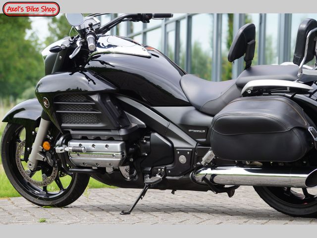 honda - goldwing-f6b-c-abs