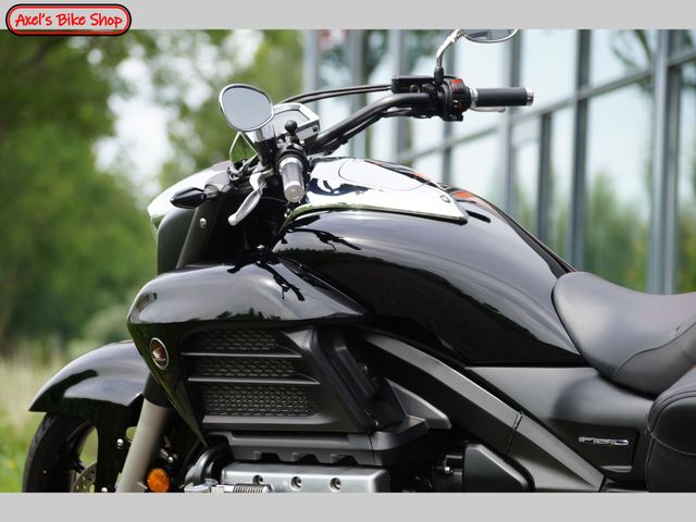 honda - goldwing-f6b-c-abs