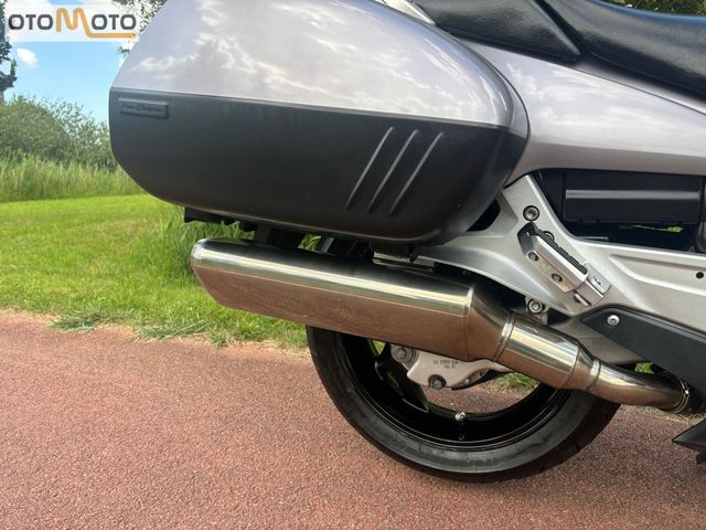 honda - st-1300-pan-european