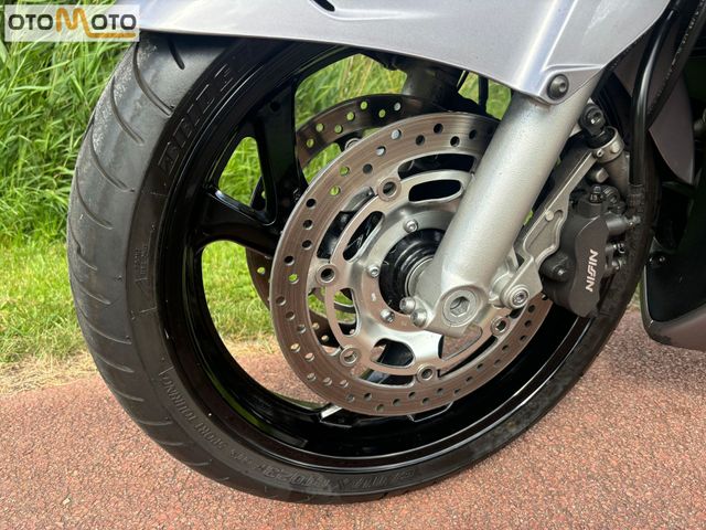 honda - st-1300-pan-european