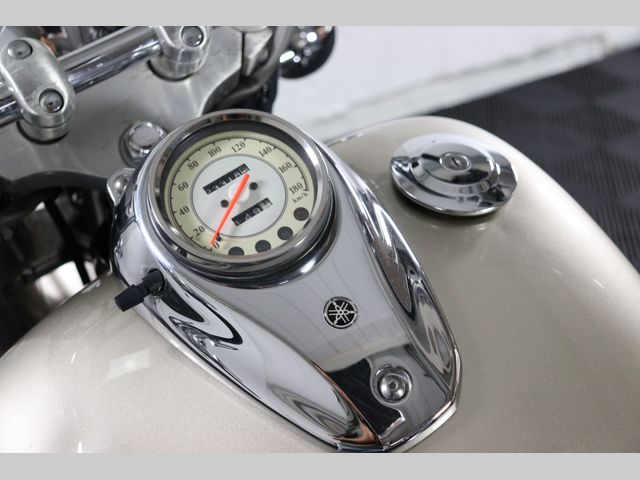 yamaha - xvs-650-a-dragstar-classic