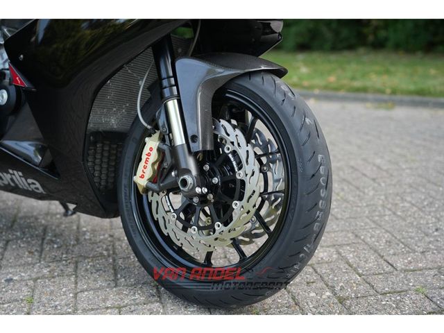 aprilia - rsv-4-r