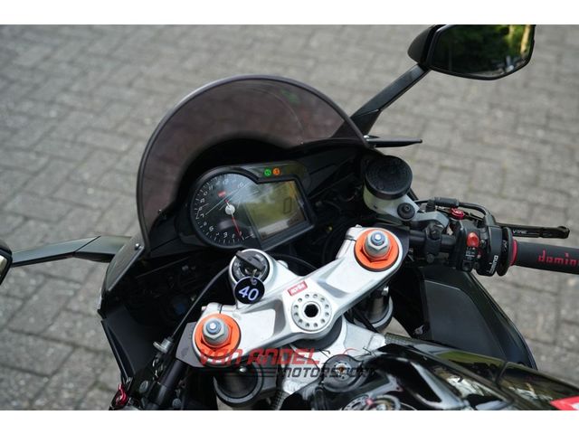 aprilia - rsv-4-r