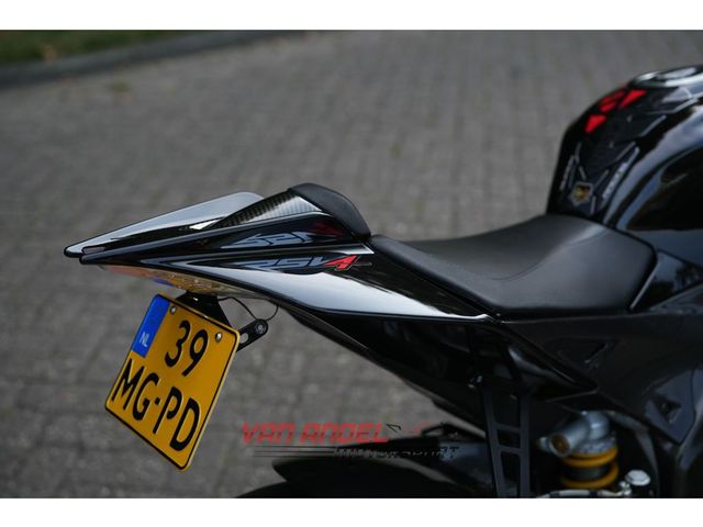 aprilia - rsv-4-r