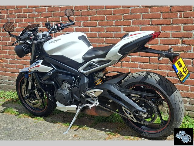 triumph - street-triple-rs