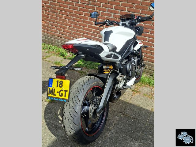 triumph - street-triple-rs