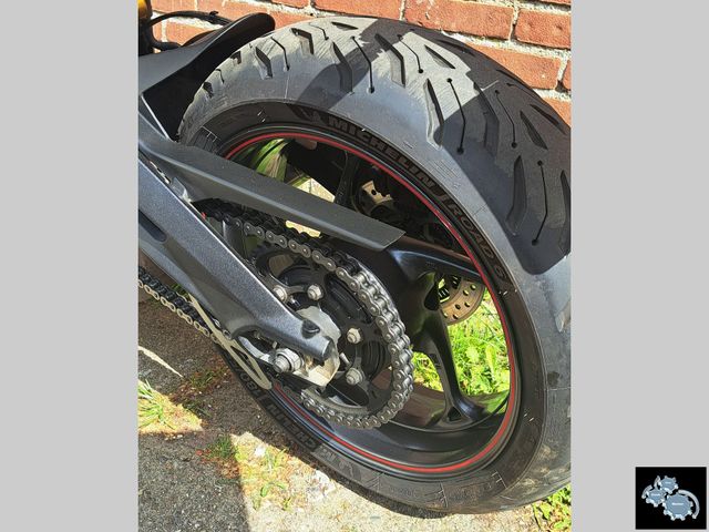 triumph - street-triple-rs