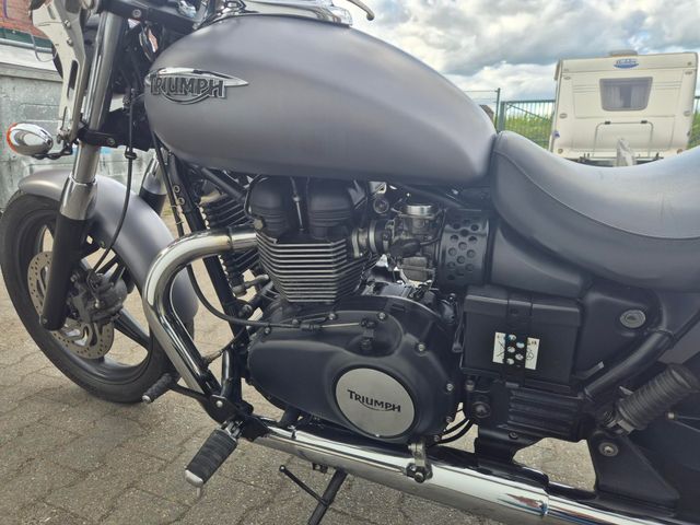 triumph - speedmaster