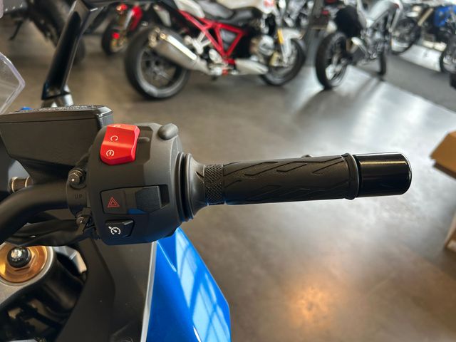 suzuki - gsx-s-1000-gt