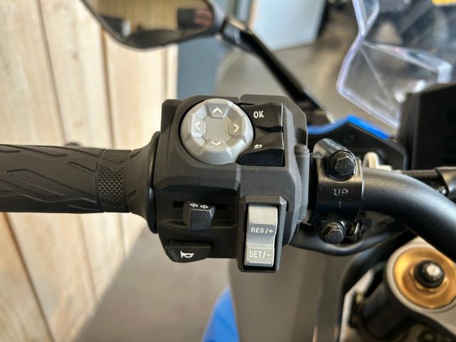 suzuki - gsx-s-1000-gt