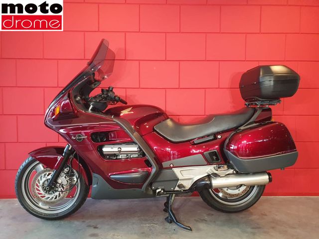 honda - st-1100-pan-european