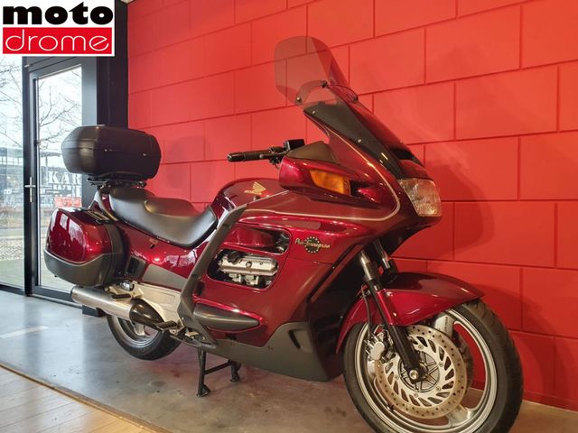 honda - st-1100-pan-european