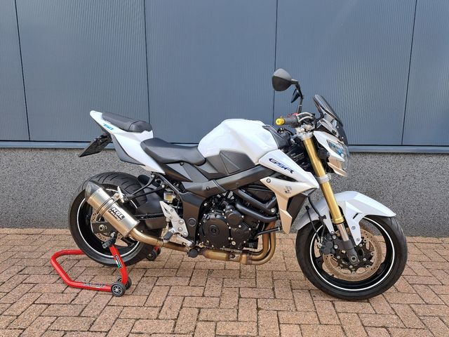 suzuki - gsr-750
