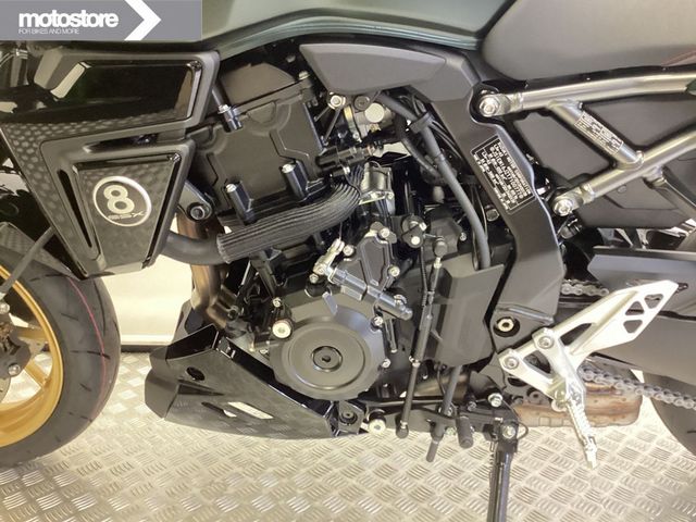 suzuki - gsx-8tt