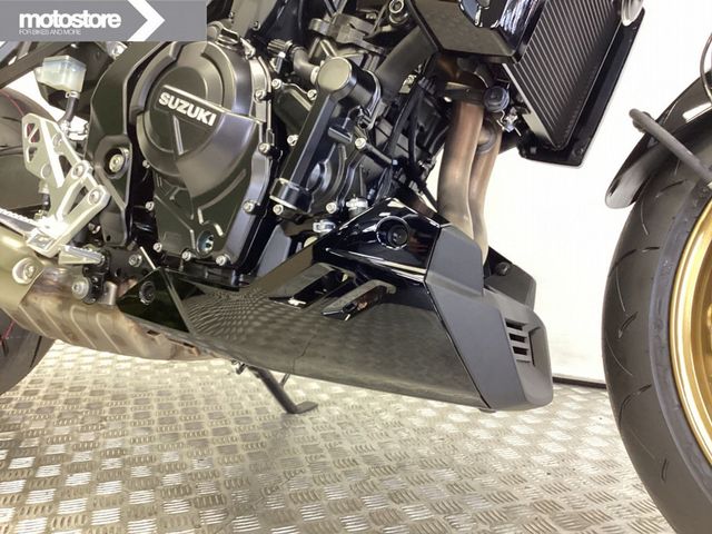 suzuki - gsx-8tt