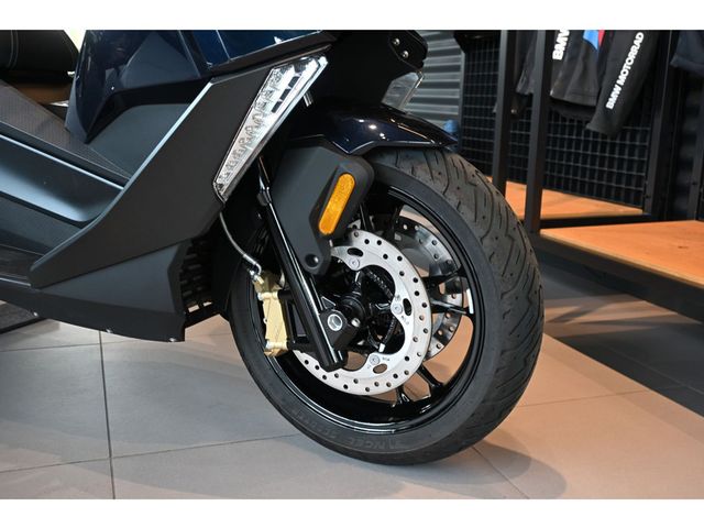 bmw - c-400-gt