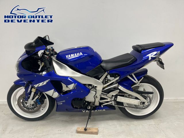 yamaha - yzf-r1