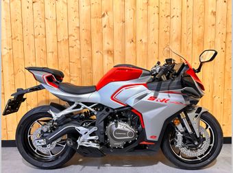 Qjmotor SRK 421 RR 2026 nieuw