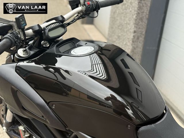 ducati - diavel