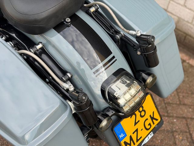 harley-davidson - road-glide-st