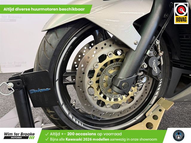 triumph - sprint-st-1050-abs