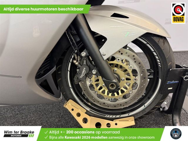 triumph - sprint-st-1050-abs