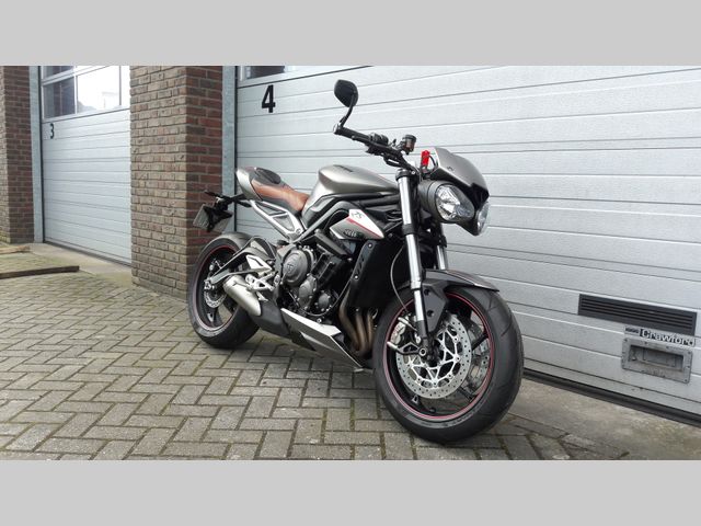 triumph - street-triple-rs