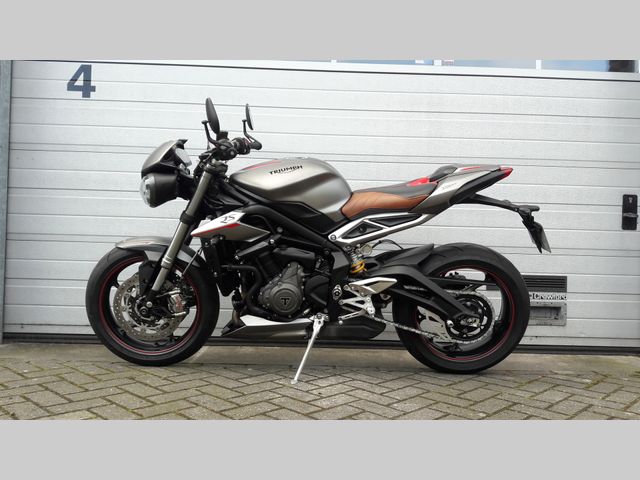 triumph - street-triple-rs
