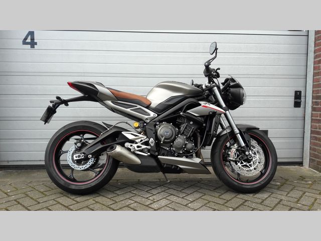 triumph - street-triple-rs