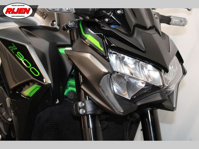 kawasaki - z900