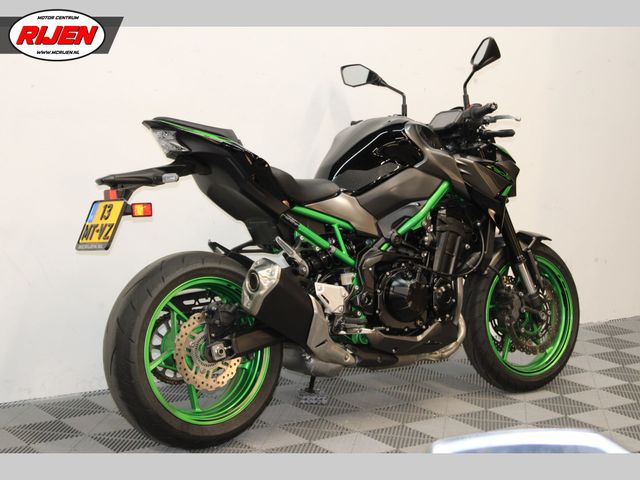 kawasaki - z900