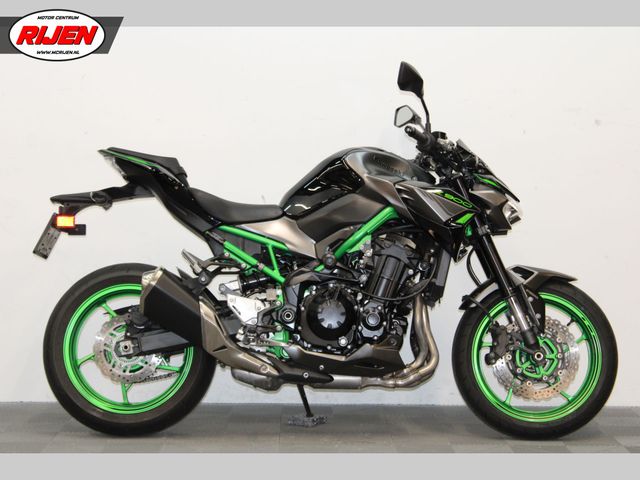kawasaki - z900