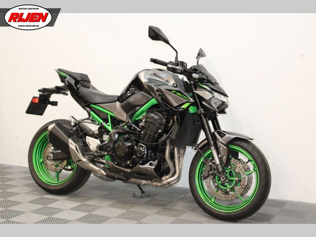 kawasaki - z900