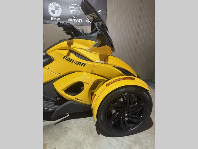 can-am - spyder-st-s