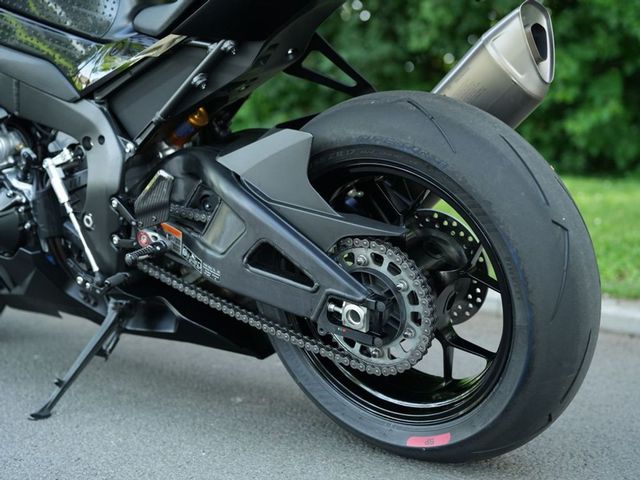 honda - cbr-1000-rr-r-fireblade-sp