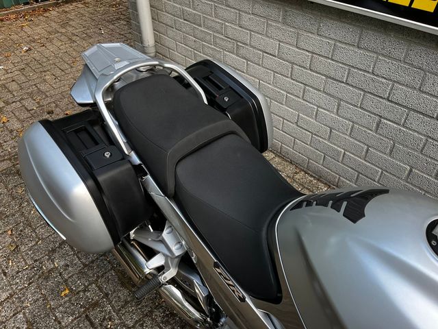yamaha - fjr-1300