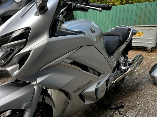 yamaha - fjr-1300