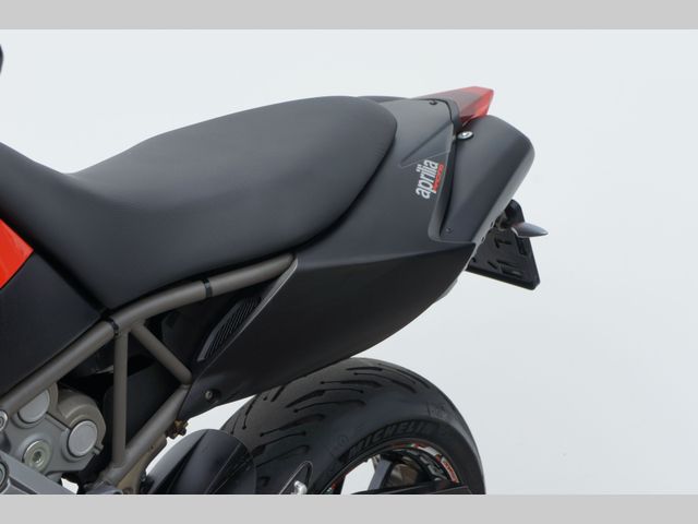 aprilia - dorsoduro-750