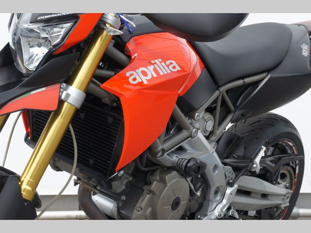 aprilia - dorsoduro-750