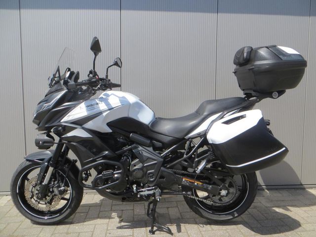 kawasaki - versys-650-grand-tourer