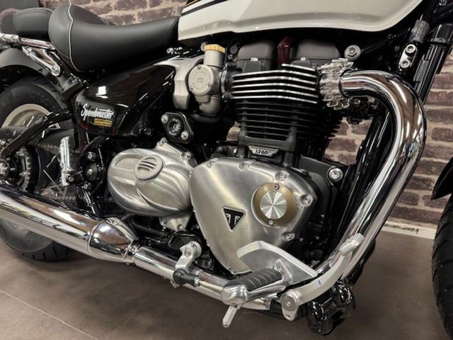 triumph - bonneville-speedmaster
