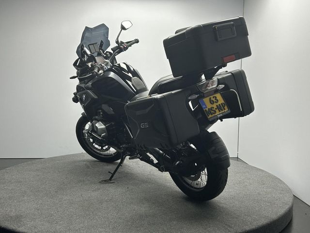 bmw - r-1250-gs-triple-black